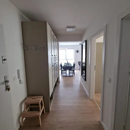 Miejski Z 2 Sypialniami ,garazem I Tarasem * Колобжег