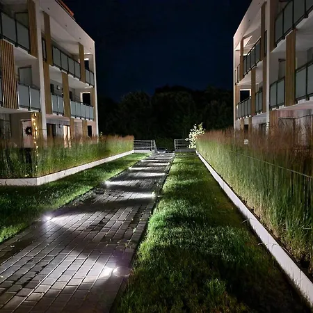 Апартаменти Miejski Z 2 Sypialniami ,garazem I Tarasem Колобжег